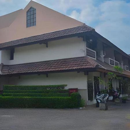 D'Arcici Hotel Plumpang Jakarta Exterior foto