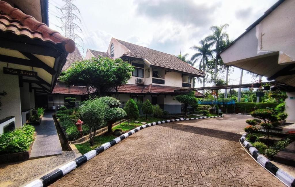 D'Arcici Hotel Plumpang Jakarta Exterior foto