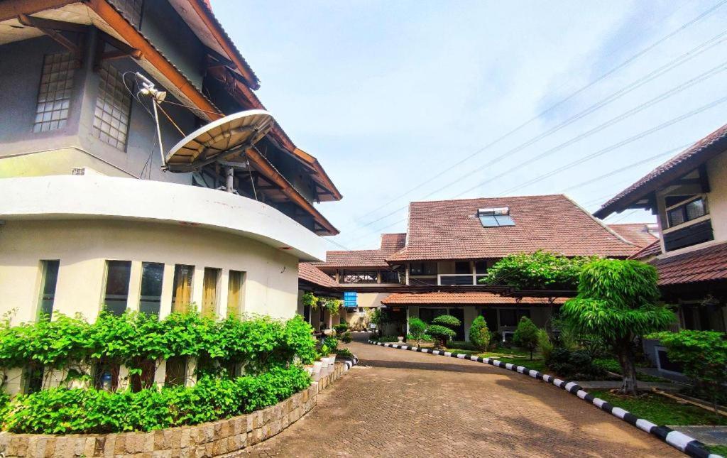 D'Arcici Hotel Plumpang Jakarta Exterior foto
