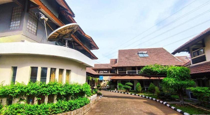 D'Arcici Hotel Plumpang Jakarta Exterior foto