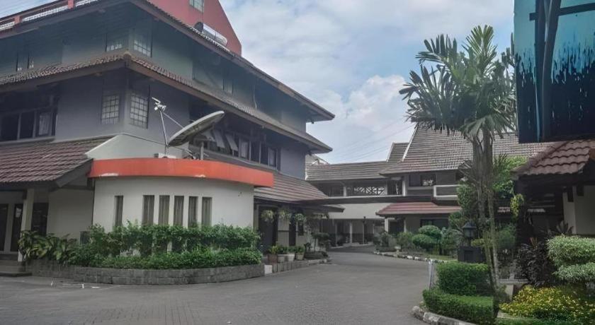 D'Arcici Hotel Plumpang Jakarta Exterior foto
